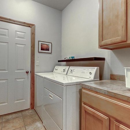 Whispering Pines Villa Пагоса Спрингс Екстериор снимка
