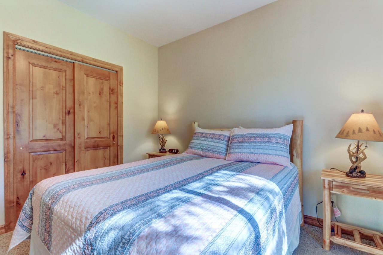 Whispering Pines Villa Пагоса Спрингс Екстериор снимка