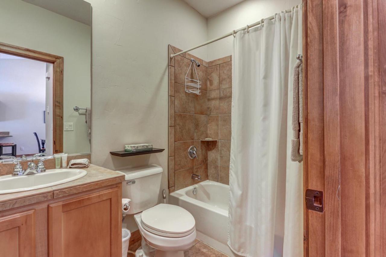 Whispering Pines Villa Пагоса Спрингс Екстериор снимка
