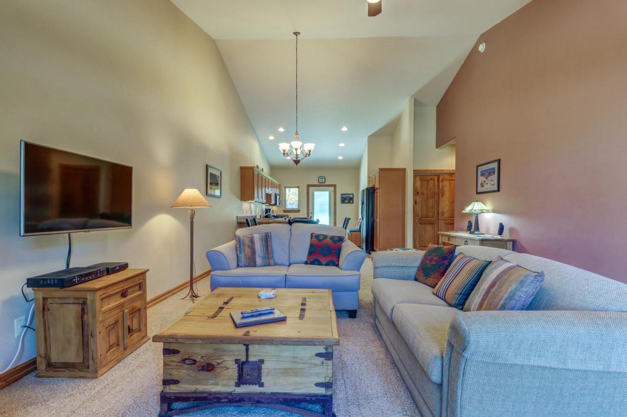 Whispering Pines Villa Пагоса Спрингс Екстериор снимка